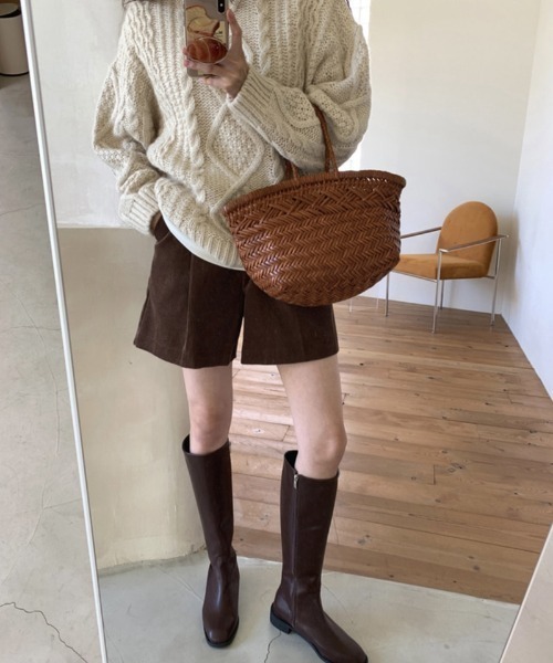 MANGROVE(マングローブ)の「コーデュロイショートパンツ(その他パンツ・レディース・ブラック/ブラウン・LARGE/MEDIUM)」の3枚目の写真