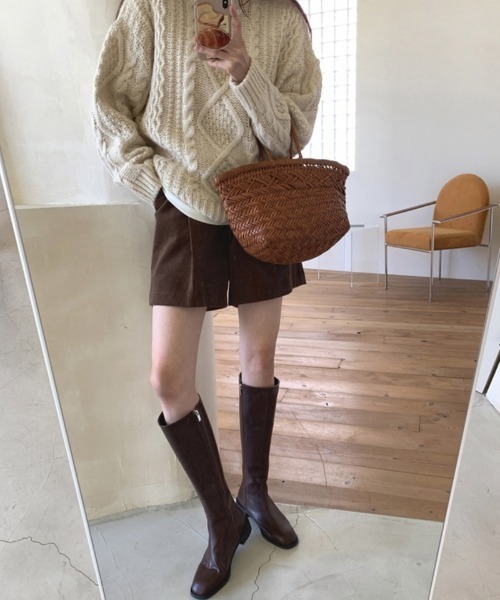 MANGROVE(マングローブ)の「コーデュロイショートパンツ(その他パンツ・レディース・ブラック/ブラウン・LARGE/MEDIUM)」の5枚目の写真