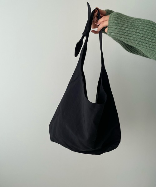 LE MORE（リモア）の「リボンショルダートートバッグ（トートバッグ・レディース・アイボリー/ブラック・FREE）」の8枚目の写真