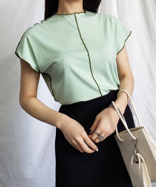 me+em select(ミームセレクト)の「【 2通りの着方を楽しめる 】2WAY ラインステッチリブメロードルマンTシャツ(Tシャツ/カットソー・レディース・ミント/ライトブルー/ホワイト/オリーブ/ベージュ/ブラック・FREE)」の5枚目の写真