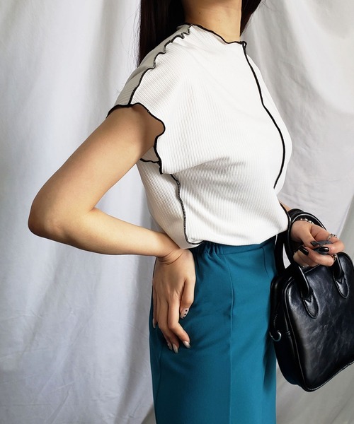 me+em select(ミームセレクト)の「【 2通りの着方を楽しめる 】2WAY ラインステッチリブメロードルマンTシャツ(Tシャツ/カットソー・レディース・ミント/ライトブルー/ホワイト/オリーブ/ベージュ/ブラック・FREE)」の15枚目の写真