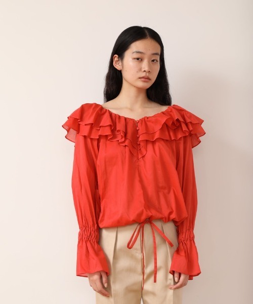 CASA FLINE（カーサフライン）の「ラッフルカラーボリュームブラウス（シャツ/ブラウス・レディース・ホワイト/ベージュ/オレンジ・FREE）」の10枚目の写真