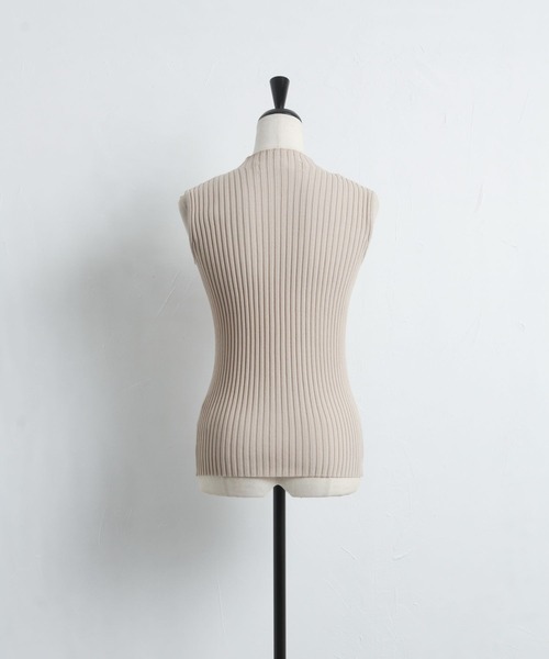 tocco closet（トッコ　クローゼット）の「プチハイネックノースリーブリブニットプルオーバー（ニット/セーター・レディース・ブラック/ベージュ/モカ・M）」の6枚目の写真