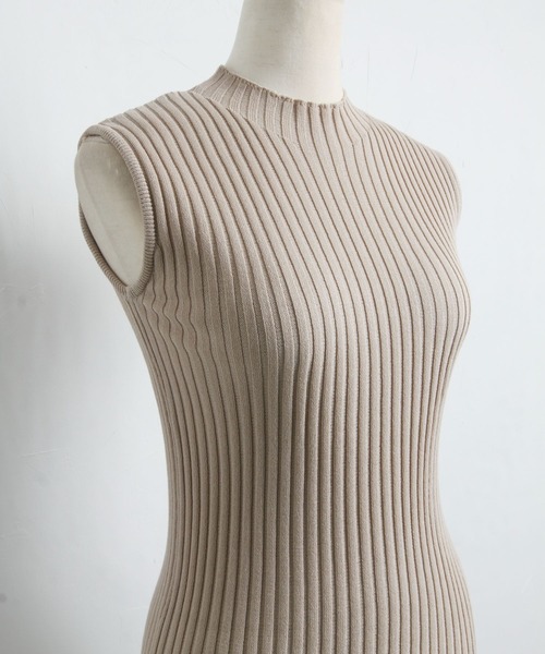 tocco closet（トッコ　クローゼット）の「プチハイネックノースリーブリブニットプルオーバー（ニット/セーター・レディース・ブラック/ベージュ/モカ・M）」の9枚目の写真