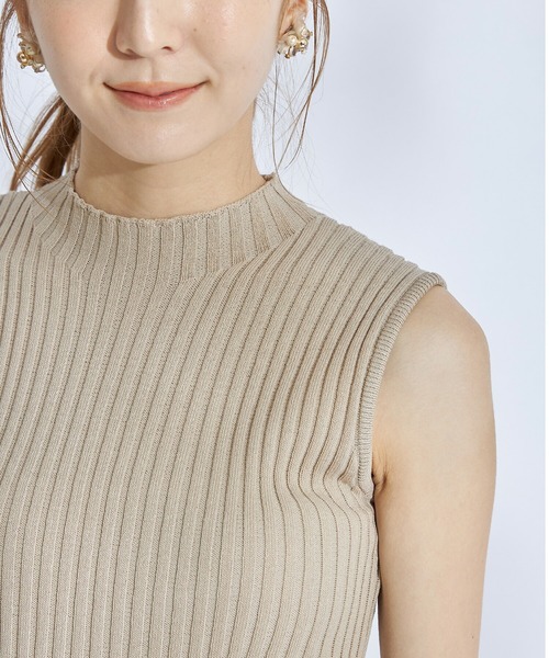 tocco closet（トッコ　クローゼット）の「プチハイネックノースリーブリブニットプルオーバー（ニット/セーター・レディース・ブラック/ベージュ/モカ・M）」の11枚目の写真