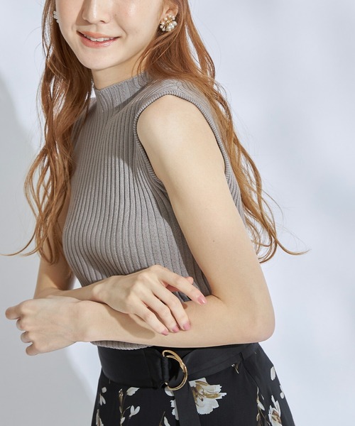 tocco closet（トッコ　クローゼット）の「プチハイネックノースリーブリブニットプルオーバー（ニット/セーター・レディース・ブラック/ベージュ/モカ・M）」の19枚目の写真