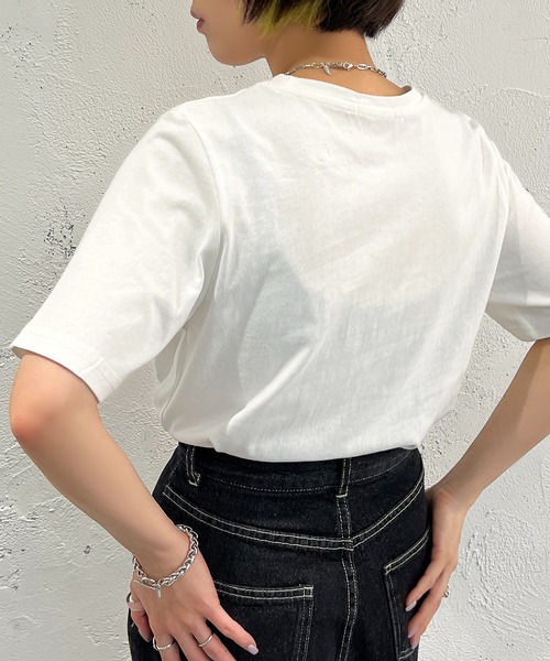 apres jour mignon(アプレジュールミニョン)の「アソートシュエットTシャツ3【ZOZOTOWN限定アイテム】(Tシャツ/カットソー・レディース・グリーン/その他/ホワイト系その他/ブラック系その他/ホワイト系その他2/ホワイト系その他3/ホワイト系その他4/ブラック系その他2/オフホワイト/ピンク/ブルー・X-LARGE/フリー)」の18枚目の写真
