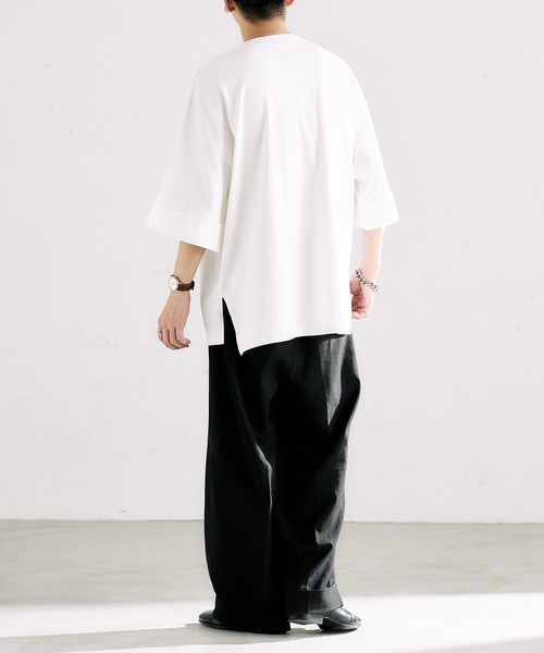 epnok（エプノック）の「ロールアップルーズTee（Tシャツ/カットソー・メンズ・チャコールグレー/オフホワイト/グレイッシュベージュ・SMALL/MEDIUM/LARGE）」の10枚目の写真