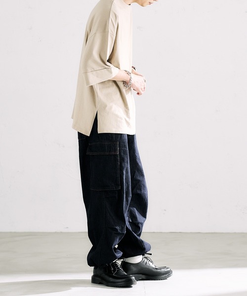 epnok（エプノック）の「ロールアップルーズTee（Tシャツ/カットソー・メンズ・チャコールグレー/オフホワイト/グレイッシュベージュ・SMALL/MEDIUM/LARGE）」の21枚目の写真