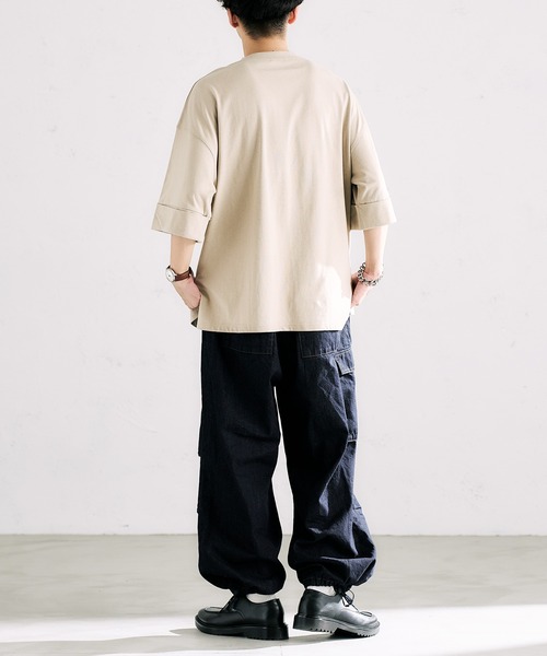 epnok（エプノック）の「ロールアップルーズTee（Tシャツ/カットソー・メンズ・チャコールグレー/オフホワイト/グレイッシュベージュ・SMALL/MEDIUM/LARGE）」の22枚目の写真