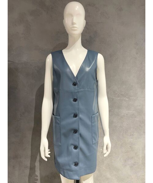 EMODA（エモダ）の「2WAYボクシーフェイクレザーワンピース（ワンピース・レディース・ブラック/ブルー/アイボリー・FREE）」の21枚目の写真