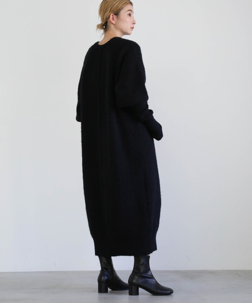 select MOCA（セレクトモカ）の「サムホールロングニットワンピース（ワンピース・レディース・ブラック/ベージュ/カーキ・FREE）」の18枚目の写真