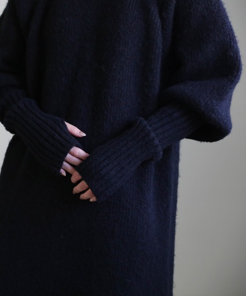 select MOCA（セレクトモカ）の「サムホールロングニットワンピース（ワンピース・レディース・ブラック/ベージュ/カーキ・FREE）」の17枚目の写真