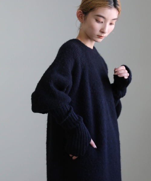 select MOCA（セレクトモカ）の「サムホールロングニットワンピース（ワンピース・レディース・ブラック/ベージュ/カーキ・FREE）」の15枚目の写真