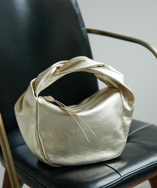 Whim Gazette（ウィムガゼット）の「【2.718】Twistハンドルバッグ（ハンドバッグ・レディース・ブラック/ピンク/キャメル/ベビーピンク/シャンパン・FREE）」の20枚目の写真