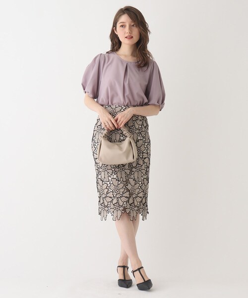 index(インデックス)の「◆シアーストライプブラウス【WEB限定サイズ】(シャツ/ブラウス・レディース・ネイビー/ボルドー/オフホワイト/ピンクベージュ・38/40/42/36)」の14枚目の写真