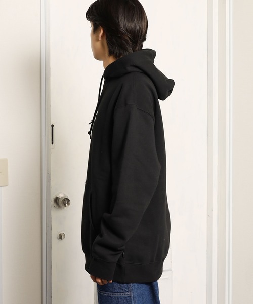 HUF（ハフ）の「HUF/ハフ  ESSENTIALS OG LOGO PO パーカー（パーカー・メンズ・アッシュグレー/ブラック・L/M/XL）」の5枚目の写真