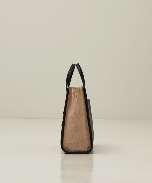 LOWELL things(ロウェル シングス)の「Carre/ファブリックフロントファスナ-2WAY BAG(トートバッグ・レディース・ブラック/ブラウン・フリー)」の6枚目の写真