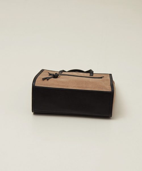 LOWELL things(ロウェル シングス)の「Carre/ファブリックフロントファスナ-2WAY BAG(トートバッグ・レディース・ブラック/ブラウン・フリー)」の4枚目の写真