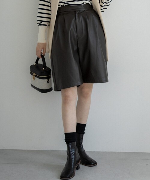 THE SHOP TK （ザ ショップ ティーケー ）の「◆ベーシックスクエアブーツ（ブーツ・レディース・ライトベージュ/ブラック・35/45/25）」の13枚目の写真