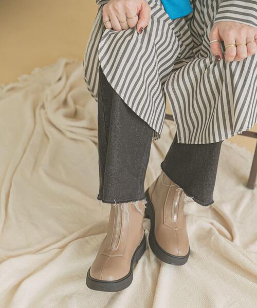 ITEMS URBANRESEARCH（アイテムズ アーバンリサーチ）の「フロントジップブーツ（ブーツ・レディース・ブラック/モカ・SMALL/MEDIUM/LARGE）」の4枚目の写真