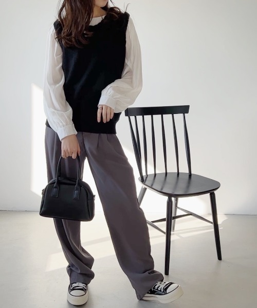 CLEA（クレア）の「スカラップオーバーサイズニットベスト（ベスト・レディース・ブラック/ブルー/ナチュラル・FREE）」の8枚目の写真