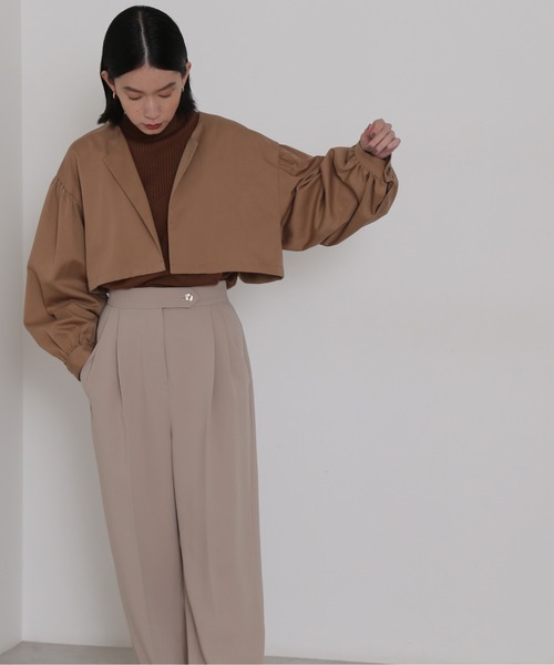 NATURAL BEAUTY BASIC（ナチュラルビューティーベーシック）の「４ｗａｙレイヤードコート（ステンカラーコート・レディース・ベージュ/カーキ・MEDIUM）」の10枚目の写真