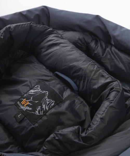 make a ray!(メイク ア レイ!)の「ALL WEATHER-TEX ボリュームネック 切替えマウンテンパーカー/ナイロンジャケット/【撥水】【防風】【UPF30】【防花粉】(ダウンジャケット/コート・メンズ・ホワイト/ブラック/ベージュ/ネイビー/カーキ・M/L/XL)」の6枚目の写真