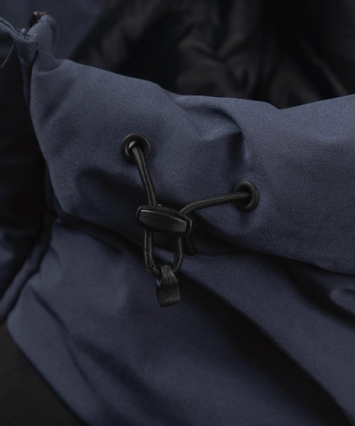 make a ray!(メイク ア レイ!)の「ALL WEATHER-TEX ボリュームネック 切替えマウンテンパーカー/ナイロンジャケット/【撥水】【防風】【UPF30】【防花粉】(ダウンジャケット/コート・メンズ・ホワイト/ブラック/ベージュ/ネイビー/カーキ・M/L/XL)」の10枚目の写真