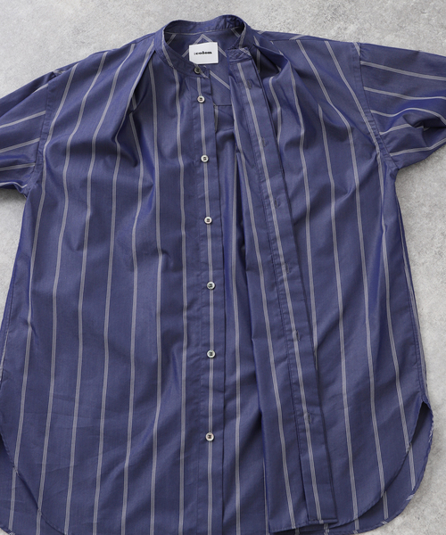 EDIFICE SELECT（エディフィスセレクト）の「【:colon / コロン】フロントプリーツストライプバンドカラーシャツ（シャツ/ブラウス・メンズ・ネイビー・1）」の3枚目の写真