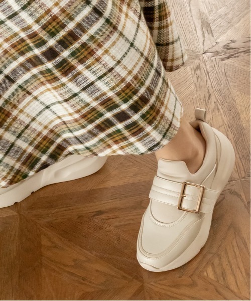 RANDA（ランダ）の「バックルベルトスニーカー（スニーカー・レディース・クリーム/ブラック/ベージュ・M/L/LL/S）」の10枚目の写真