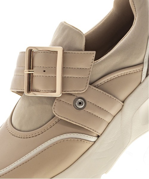 RANDA（ランダ）の「バックルベルトスニーカー（スニーカー・レディース・クリーム/ブラック/ベージュ・M/L/LL/S）」の17枚目の写真