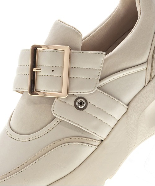 RANDA（ランダ）の「バックルベルトスニーカー（スニーカー・レディース・クリーム/ブラック/ベージュ・M/L/LL/S）」の18枚目の写真