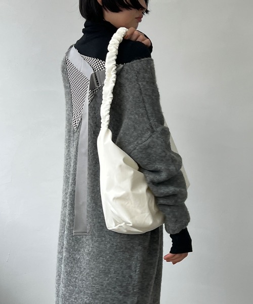 MAISON CHUCLLA（メゾンチュクラ）の「’日本製’Ｖネック リメイクロングニットワンピース chwj22a11（ニット/セーター・レディース・グレー・FREE）」の9枚目の写真