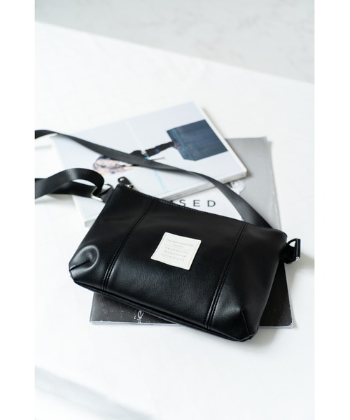 Rename（リネーム）の「Rename カジュアルデザイン オリジナルタグ サコッシュ ショルダーバッグ（ショルダーバッグ・レディース・ブラック/グレイッシュベージュ/モカ・FREE）」の21枚目の写真