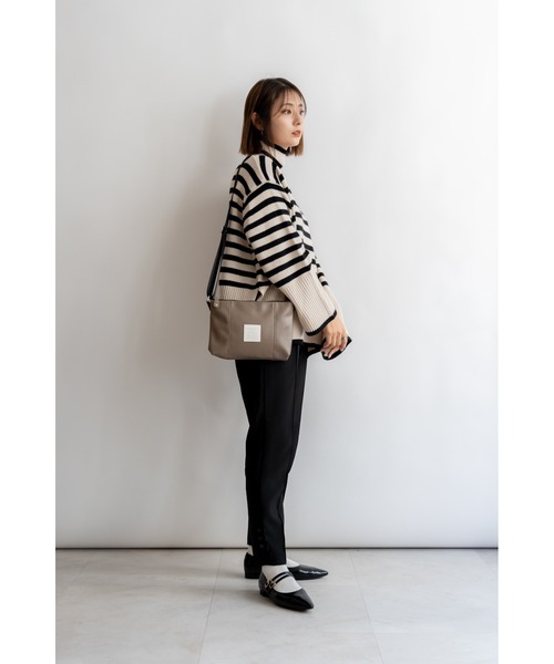 Rename（リネーム）の「Rename カジュアルデザイン オリジナルタグ サコッシュ ショルダーバッグ（ショルダーバッグ・レディース・ブラック/グレイッシュベージュ/モカ・FREE）」の13枚目の写真