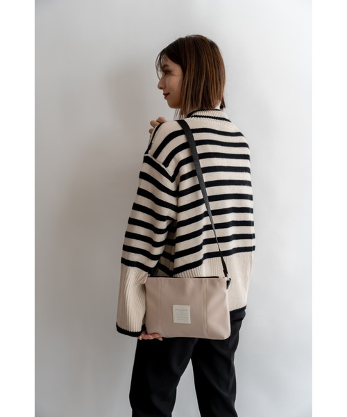 Rename（リネーム）の「Rename カジュアルデザイン オリジナルタグ サコッシュ ショルダーバッグ（ショルダーバッグ・レディース・ブラック/グレイッシュベージュ/モカ・FREE）」の20枚目の写真