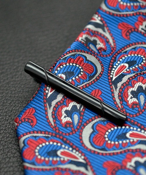 Fun & Daily(ファンアンドデイリー)の「F&D : メタルカラーネクタイピン(ネクタイピン・メンズ・ゴールド/ネイビー/レッド/ブラック/ブラック系その他/シルバー・FREE)」の9枚目の写真