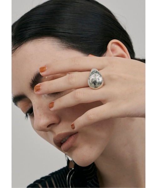 loni(ロニ)の「【金属アレルギー対応】Dew ring (ボリュームリング・カーブリング)/ニッケルフリーメッキ(リング・レディース・シルバー/ゴールド・#9/#11/#13)」の2枚目の写真