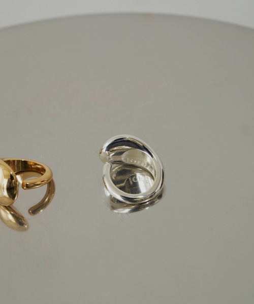 loni(ロニ)の「【金属アレルギー対応】Dew ring (ボリュームリング・カーブリング)/ニッケルフリーメッキ(リング・レディース・シルバー/ゴールド・#9/#11/#13)」の18枚目の写真