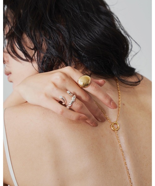 loni(ロニ)の「【金属アレルギー対応】Dew ring (ボリュームリング・カーブリング)/ニッケルフリーメッキ(リング・レディース・シルバー/ゴールド・#9/#11/#13)」の20枚目の写真