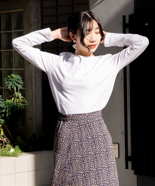 tolene(トレネ)の「シンプル無地ロングスリーブカットソー(Tシャツ/カットソー・レディース・ブラック/ホワイト・FREE)」の1枚目の写真