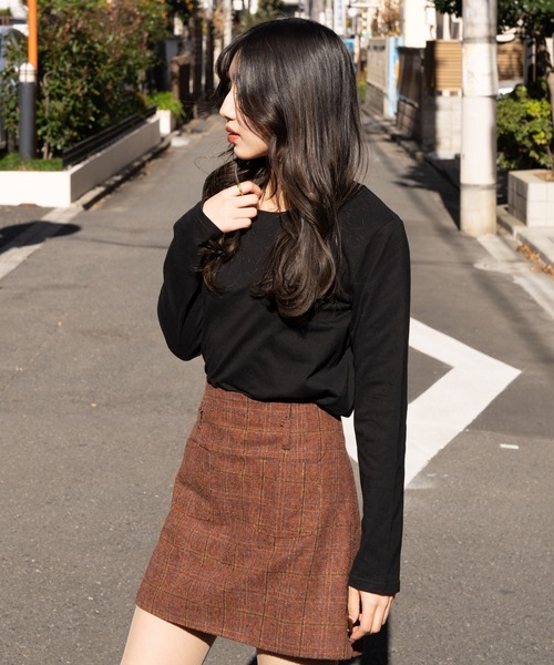tolene(トレネ)の「シンプル無地ロングスリーブカットソー(Tシャツ/カットソー・レディース・ブラック/ホワイト・FREE)」の5枚目の写真