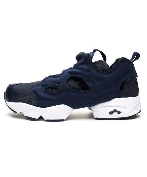 Reebok（リーボック）の「ユニセックス リーボック ポンプフューリー ネイビー バリスティック Reebok INSTAPUMP FURY OG V65752（スニーカー・レディース・ネイビー・24cm/24.5cm/29cm/27cm/27.5cm/28.5cm/28cm/23.5cm/26cm/23cm/26.5cm）」の6枚目の写真
