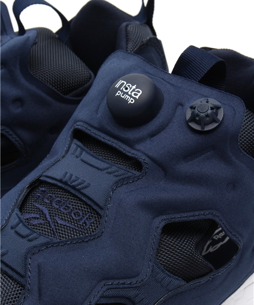 Reebok（リーボック）の「ユニセックス リーボック ポンプフューリー ネイビー バリスティック Reebok INSTAPUMP FURY OG V65752（スニーカー・レディース・ネイビー・24cm/24.5cm/29cm/27cm/27.5cm/28.5cm/28cm/23.5cm/26cm/23cm/26.5cm）」の10枚目の写真