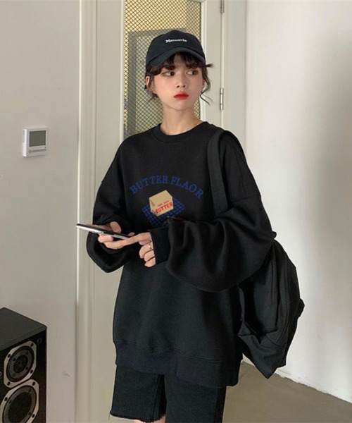 LYEON(リヨン)の「BUTTERイラストプルオーバー(スウェット・レディース・ブラック/ホワイト・FREE)」の13枚目の写真
