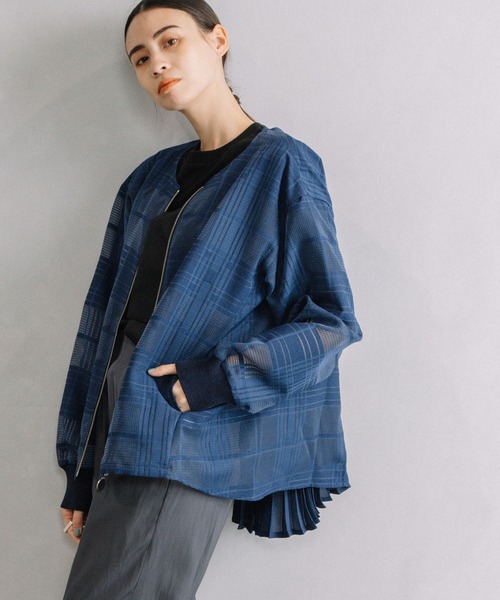 美品⭐︎MARECHAL TERRE バックプリーツチュールブルゾン　ネイビー 美品⭐︎MARECHAL TERRE バックプリーツチュールブルゾン ネイビー