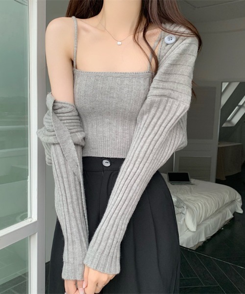 gossip！ロサンゼルス（ゴシップロサンゼルス）の「フロントストラップリブニットカーデニットキャミ（アンサンブル・レディース・ホワイト/ブラック/グレー・FREE）」の11枚目の写真