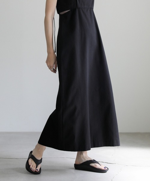 【SPORTMAX】カットアウト プリーツ マキシワンピース【送関込】 サイドカットアウトキャミソールワンピース（ワンピース