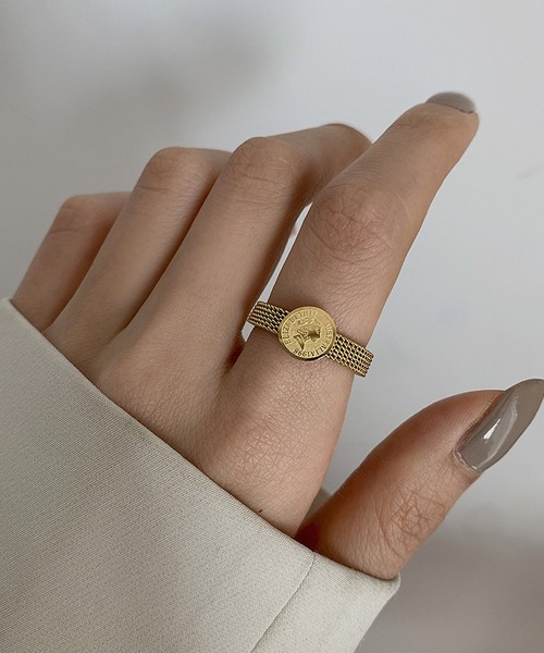 LOPASS(ロパス)の「デザインリング(リング・レディース・ゴールド・S/M/L)」の1枚目の写真